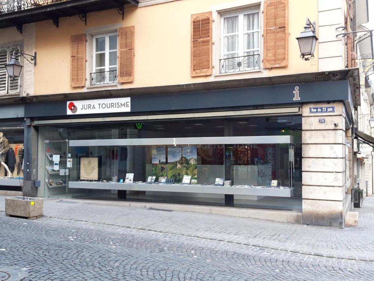 Vivez Un Conte De Fee Dans La Piece Ronde D'Une Tour Medievale Porrentruy Exterior photo